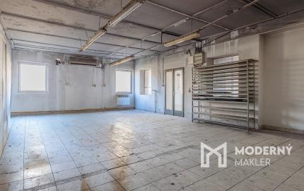 Na predaj výrobná hala s administratívnou časťou pri Lučenci