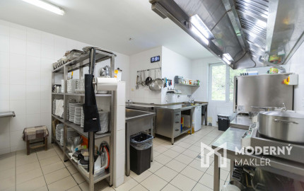 Na predaj rekreačný rezort v chránenej oblasti Bielych Karpát