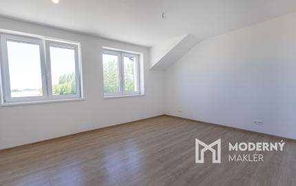 Na predaj 4 izbová bytová jednotka v dvojdome v Lehniciach