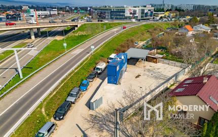 Na prenájom obchodný priestor v Ružinove