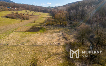 Na predaj pozemok so stavebným potenciálom, Kanaš-Veľký Šariš