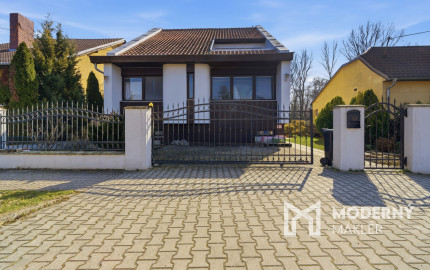 Na predaj 5-izbový rodinný dom v Hamuliakove