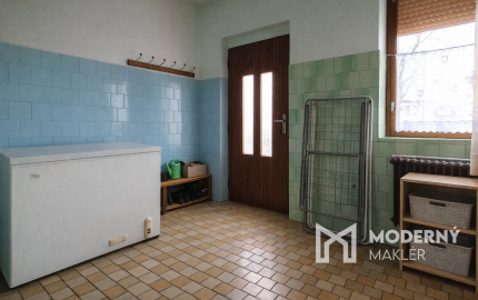 Na predaj čiastočne prerobený rodinný dom v obci Otrhánky