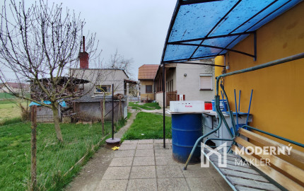 Na predaj čiastočne prerobený rodinný dom v obci Otrhánky