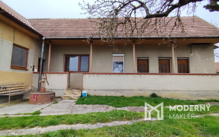 Na predaj čiastočne prerobený rodinný dom v obci Otrhánky