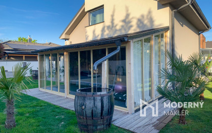 Na predaj výnimočný rodinný dom s bazénom v Dunajskej Lužnej