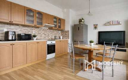 Na predaj prerobený, zariadený 1-izbový byt v obci Timoradza