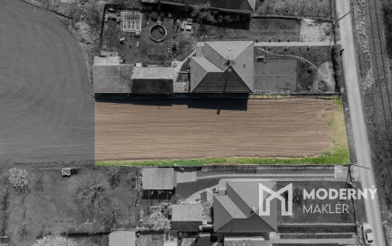 Na predaj pozemok v intraviláne obce Malé Zálužie