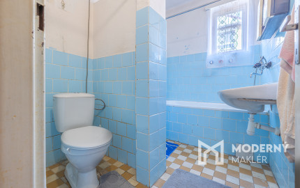 Na predaj viacgeneračný rodinný dom s potenciálom v Stropkove