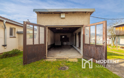 Na predaj viacgeneračný rodinný dom s potenciálom v Stropkove