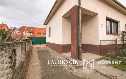 NA PREDAJ | RODINNÝ DOM VO VYHĽADÁVANEJ LOKALITE | TRENČÍN - KÚTY