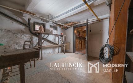 NA PREDAJ | RODINNÝ DOM VO VYHĽADÁVANEJ LOKALITE | TRENČÍN - KÚTY