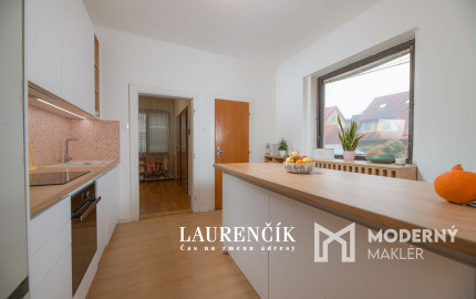 NA PREDAJ | RODINNÝ DOM V ŠIRŠOM CENTRE TRENČÍNA