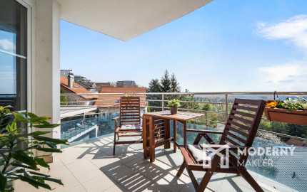 Na predaj reprezentatívny 6-izbový byt s garážou s výhľadom na Rakúsko