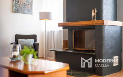 Na predaj reprezentatívny 6-izbový byt s garážou s výhľadom na Rakúsko