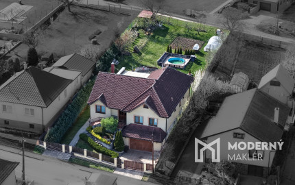 Na predaj dvojgeneračný rodinný dom blízko Bánoviec nad Bebravou