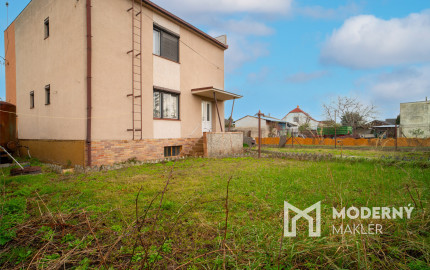 Na predaj samostatne stojaci rodinný dom v obci Veľké Leváre
