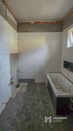 Na predaj rodinný dom s veľkým pozemkom v obci Šalgočka