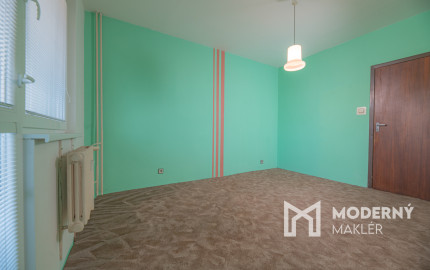 Na predaj 3izbový byt v pôvodnom stave v Trenčíne