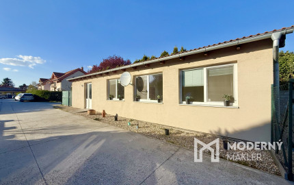 Prenájom - menší dom s terasou v Rovinke