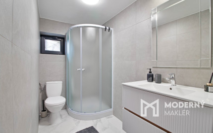 Na predaj kompletne zrekonštruovaný rodinný dom v Banskej Bystrici