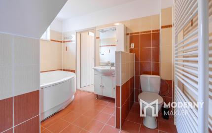 Na predaj čiastočne zariadený rodinný dom v obci Ďurďošík