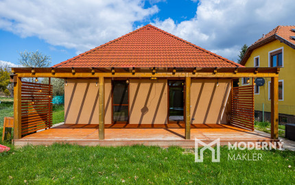 Na predaj čiastočne zariadený rodinný dom v obci Ďurďošík