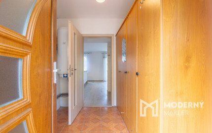 Na predaj čiastočne zariadený rodinný dom v obci Ďurďošík