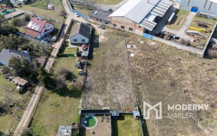 Na predaj pozemok s potenciálom rozvoja v Záhorskej Vsi