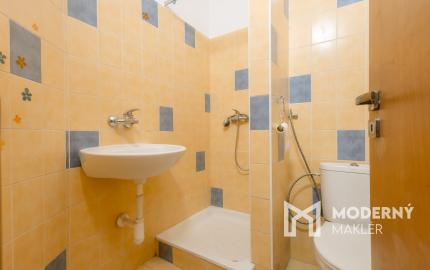 Na prenájom čiastočne zariadený 1-izbový byt v Martine-Podháj