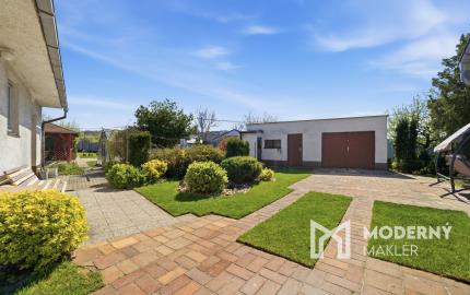 Na predaj samostatne stojaci 5-izbový rodinný dom v obci Jablonové