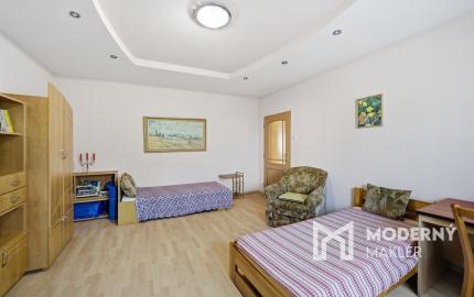 Na predaj samostatne stojaci 5-izbový rodinný dom v obci Jablonové