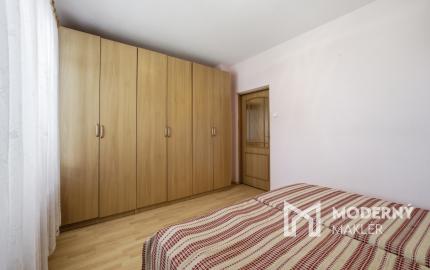 Na predaj samostatne stojaci 5-izbový rodinný dom v obci Jablonové