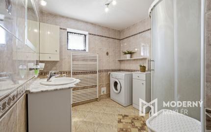 Na predaj samostatne stojaci 5-izbový rodinný dom v obci Jablonové