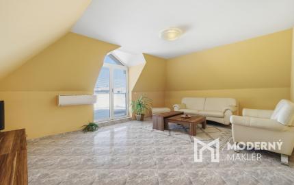 Na predaj samostatne stojaci 7-izbový rodinný dom v obci Jablonové