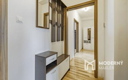 Na prenájom 2-izbový podkrovný byt s výhľadom v Prešove