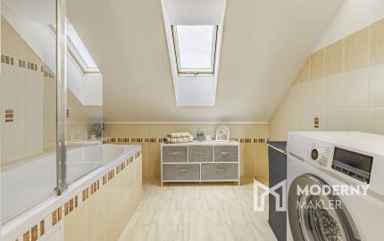 Na prenájom 2-izbový podkrovný byt s výhľadom v Prešove