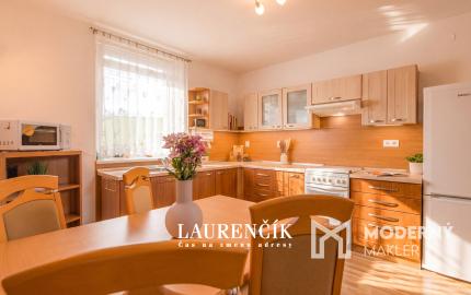 NA PREDAJ | DVOJGENERAČNÝ RODINNÝ DOM NITRIANSKE PRAVNO