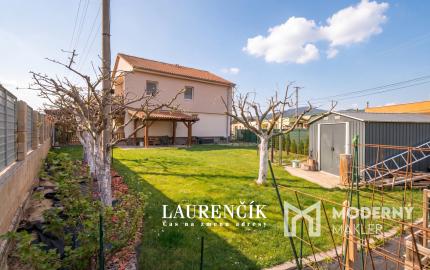 NA PREDAJ | DVOJGENERAČNÝ RODINNÝ DOM NITRIANSKE PRAVNO