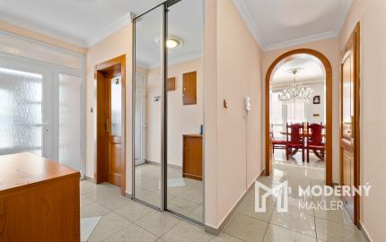 Na predaj 6-izbový rodinný dom s krásnou záhradou v Šamoríne