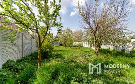 Na predaj 6-izbový rodinný dom s krásnou záhradou v Šamoríne