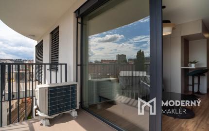 Na prenájom štýlový 2-izbový byt  vo vyhľadávanej lokalite Starého mesta