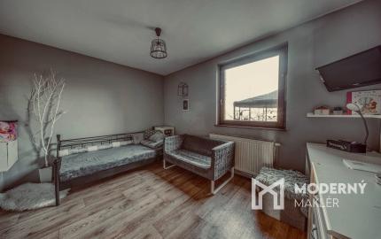 Na predaj priestranný, zariadený rodinný dom v Cerovej