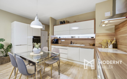 Na predaj 4-izbový byt v Stupave