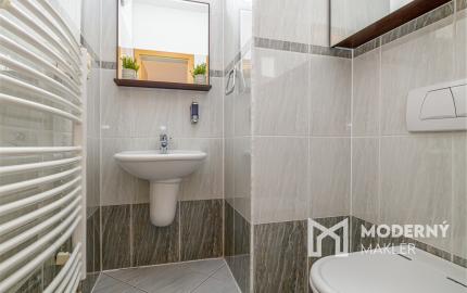 Na predaj luxusný mezonet s terasou a garážou v Starom meste