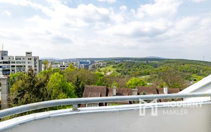 Na predaj luxusný mezonet s terasou a garážou v Starom meste