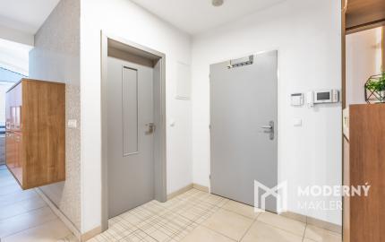 Na predaj 3-izbový mezonet s parkovaním - Dunajská Lužná