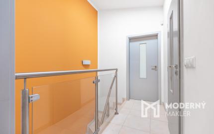 Na predaj 3-izbový mezonet s parkovaním - Dunajská Lužná