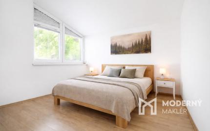 Na predaj 3-izbový mezonet s parkovaním - Dunajská Lužná