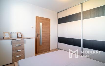 Na prenájom vkusný 2-izbový byt v príjemnej časti Dúbravky